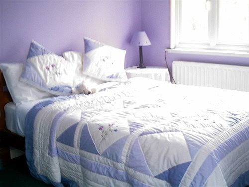 Linchens Bed And Breakfast Felbridge Eksteriør bilde