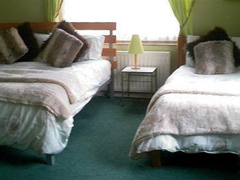 Linchens Bed And Breakfast Felbridge Eksteriør bilde